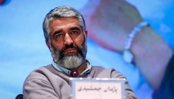 بررسی فلسفی اتهام پژمان جمشیدی و واکنش ها به آن / زمانی که حقیقت قربانی سرعت و هیجان می شود / همه داریم اشتباهات بزرگ مرتکب می شویم و خبر نداریم؟