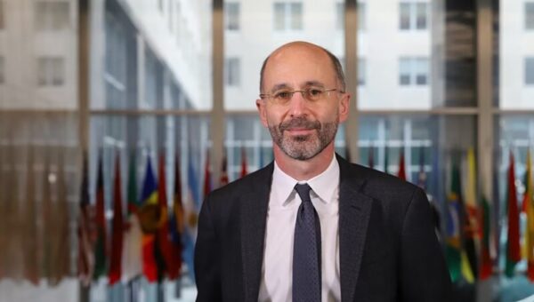 مالی: در تهران، ایده مذاکره با آمریکا با احساس خیانت روبه‌رو است