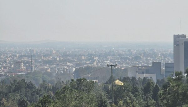 ارومیه همچنان آلوده‌ترین شهر ایران / مسئولین گرفتار تعطیل نکردن و اعلام وضعیت عادی!