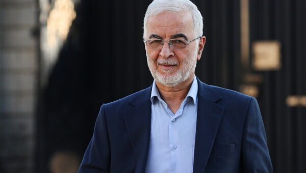 وزیر کشور: تکمیل طرح‌های نیمه تمام اردبیل ۱۰۰ همت اعتبار نیاز دارد