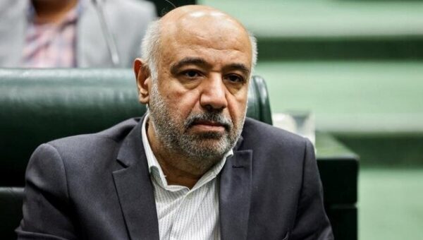 استیضاح برای وزیر رفاهِ ۳۰ میلیون تومانی/ انتصابات فامیلی و سیاسی‌کاری «میدری» روی میز هیئت‌رئیسه مجلس رفت