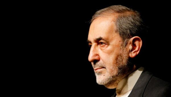 پیام مشاور رهبر انقلاب درباره انتخابات عراق/ هیچ قدرت خارجی نمی‌تواند در تعیین سرنوشت عراق دخالت کند