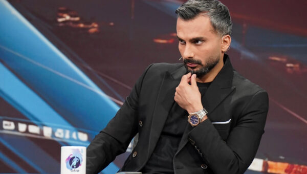 ببینید  واکنش میثاقی به مبلغ قرارداد حسن یزدانی