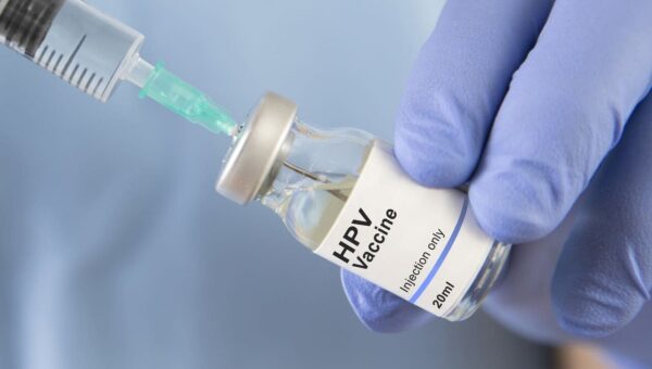 واکسیناسیون HPV خطر سرطان دهانه رحم را ۸۰ درصد کم می‌کند
