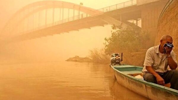 نفس‌های خوزستان در محاصره دود و بیماری: هوای خطرناک برای شهروندان و سایه تب برفکی بر سر دام‌ها