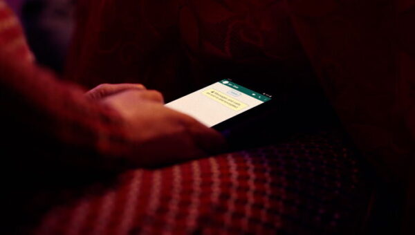 ببینید  هشدار پلیس فتا درباره بدافزار «عکس یادگاری با هوش مصنوعی»