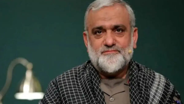 ببینید  سردار نقدی: مبارزه با طاغوت یک واجب قرآنی است