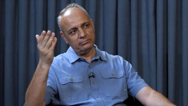 انتقاد تند زیدآبادی از پزشکیان؛ چرا فریاد تظلم‌خواهی جوانان را نمی‌شنوید؟