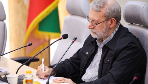 تکذیب یک صفحه جعلی در اینستاگرام به نام «علی لاریجانی»