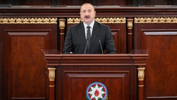 علی‌اف: به‌زودی از قره‌باغ و زنگزور خبرهای خوبی می‌آید