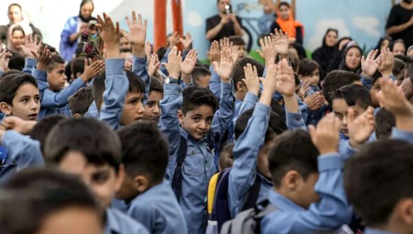 اخراج موقت دانش آموزان حذف شد