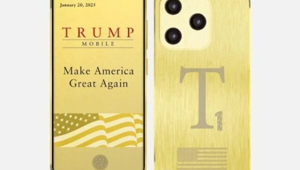 از شعار «ساخت آمریکا» تا فتوشاپ و وعده‌های توخالی/ ماجرای عجیب گوشی ترامپ