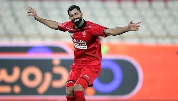 ببینید رقص معروف کنعانیزادگان مقابل هواداران پرسپولیس
