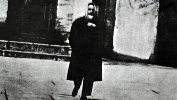 علت ثبت عکس امام در ترکیه با پالتو