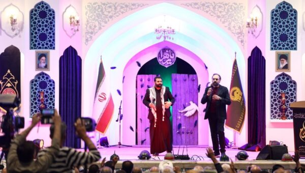 زنان در طول تاریخ پرچم‌داران ولایت‌مداری و یاری دین بوده‌اند