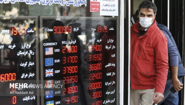 قیمت دلار تا پایان سال چقدر بالا می رود؟