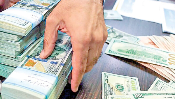 قیمت دلار، یورو و سایر ارزها امروز ۸ آذر/ دلار از یک سد مقاومتی دیگر عبور کرد