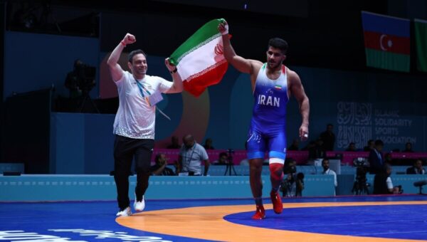 ببینید  دور افتخار غلامرضا فرخی پس از کسب مدال طلای بازیهای کشورهای اسلامی