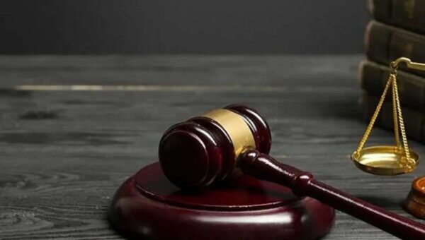 اعلام جرم دادستانی تهران علیه یک نماینده سابق مجلس