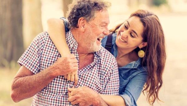 روابط «شوگر ددی» و «شوگر مامی» چرا  در ایران رایج شده؟