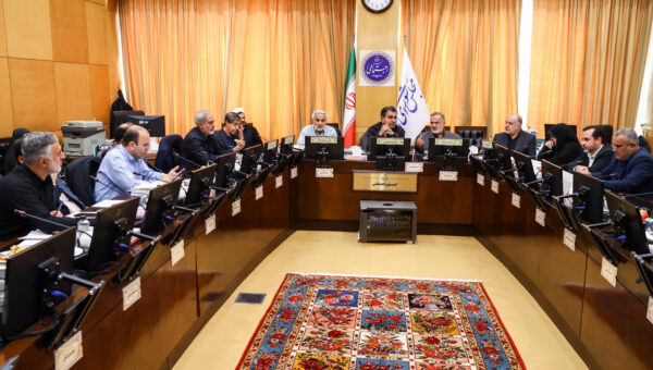 ماجرای حج لاکچری چیست / گزارش کمیسیون اجتماعی از مرگ بیش از ۷۵ هزار متقاضی در صف حج تمتع