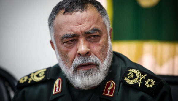 تمام ایرانی‌ها بسیجی هستند