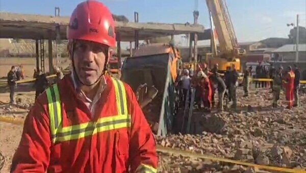 جزئیات سانحه سقوط کامیون در گودال؛ آمار جان باختگان