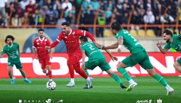 عکس  رابطه عاشقانه یک پرسپولیسی با اوسمار