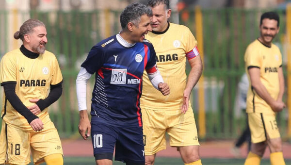 عکس  برادران فردوسی‌پور در کنار علی دایی