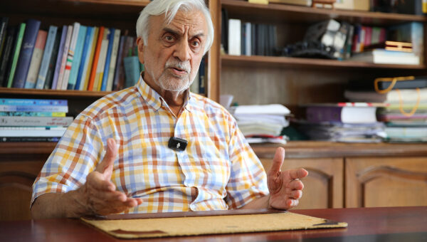 راهکار هاشمی طبا برای رفع ناترازی انرژی:مصرف برق صنعت و آب کشاورزی را20درصدکاهش دهید/فقط خودرو هیبریدی وارد کنید/ مهمتر از همه اینکه با مردم رفیق شوید