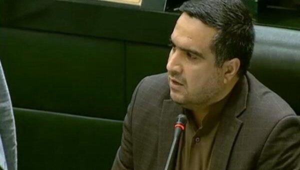 جزئیاتی از جلسه پرتنش غیرعلنی در مجلس افشا شد؛ از بازخواست وزیر کار تا انتقاد از تعزیرات / چرا مجلس آمارهای دولت را نپذیرفت؟