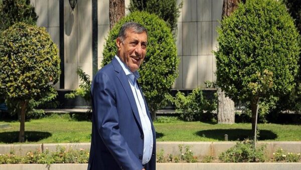 استاندار تهران: خط سفید یعنی چه؟/ قائم پناه: نباید بگوییم مردم فقیرند پس بقیه هم فقیر باشند