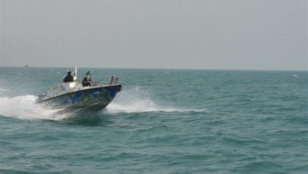 برخورد قایق صیادی با بویه شمالی جزیره لاوان