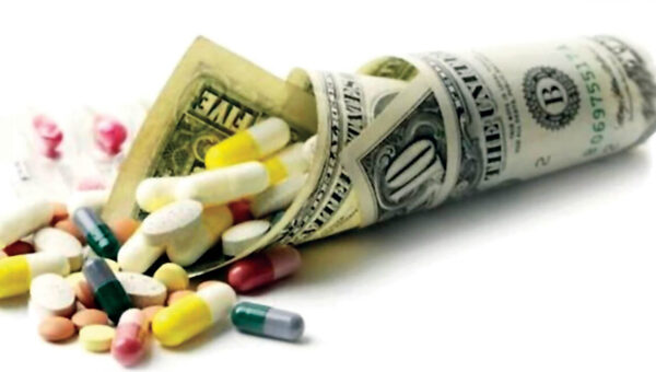 چرا داروی ایرانی قاچاق می شود؟/ رقم واقعی آن چقدر است؟