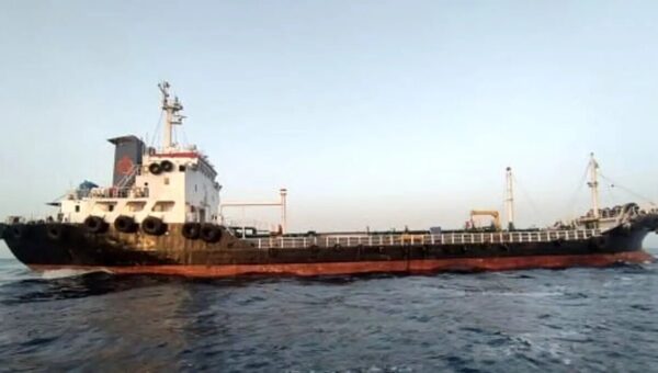 ببینید  اولین تصاویر از توقیف کشتی حامل ۴ میلیون لیتر سوخت قاچاق در خلیج فارس