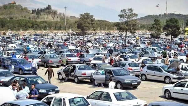 رفتار بازار خودرو عجیب شد؛ خریداران فرار کردند/ آخرین قیمت پراید، پژو، شاهین، کوییک، تارا و دنا + جدول