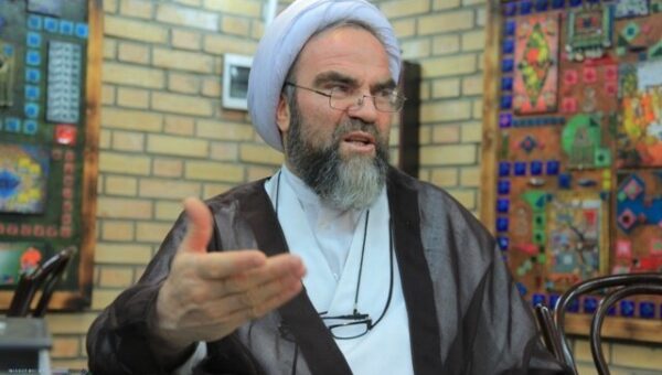 غرویان: علی رغم حضور علما و فقها در قدرت اما روحانیت نتوانست خواسته های اقتصادی مردم را با موفقیت حل کند/ حوزه علمیه نباید در مقابل مردم باشد