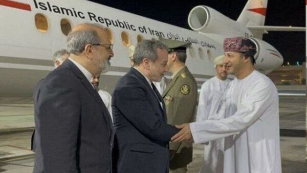 ورود عراقچی به مسقط