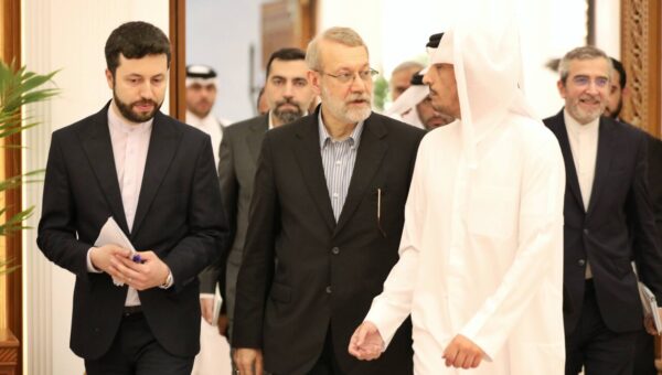 ببینید  مراسم جشن ۲۲ بهمن سفارت جمهوری اسلامی ایران در مسقط با حضور و سخنرانی آقای دکتر لاریجانی