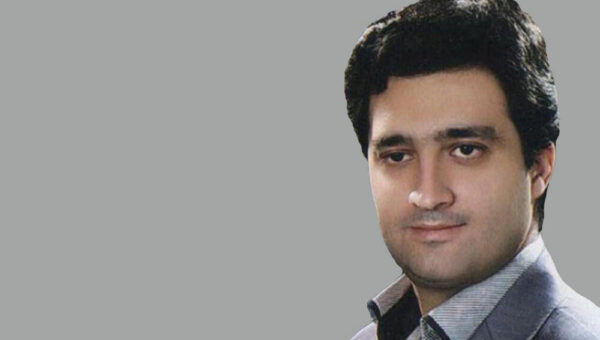 خدارو شکر رییس جمهور تدارکاتچی نیست!