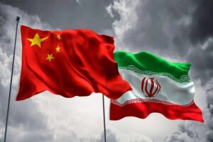 ایران باید به چین و منطقه بفهماند هر اقدام اقتصادی بزرگ بدون حضور ما تخریب می شود/ چنین اراده ای پکن را به متحد ایران تبدیل می کند