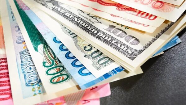 دلار و یورو یک کانال سقوط کردند