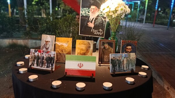 روایت جوانی که با یک نگاه زیر و رو شد