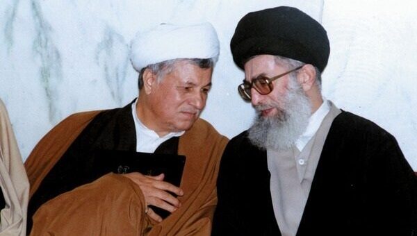 خاطرات هاشمی: برای مسئله هسته‌ای در دفتر رهبری جلسه‌ای داشتیم