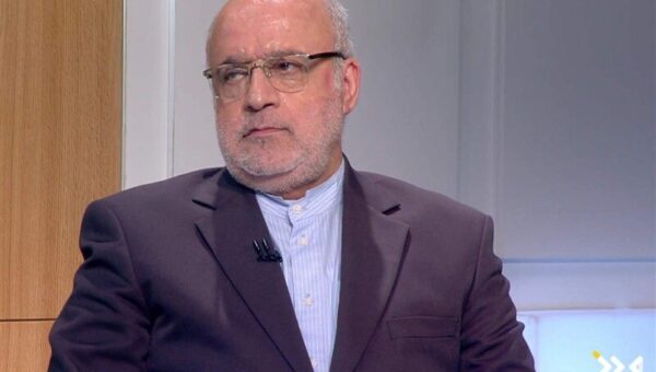 ببینید  امانی: یکی از دستاوردهای مهم مذاکرات اخیر دستور عقبنشینی ترامپ از حمله به لبنان است