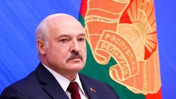 لوکاشنکو در دیدار با نمایندگان زلنسکی چه هشداری داد؟