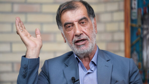 باهنر: احتمال وقوع جنگ مجدد ۵۰-۵۰ است/ اگر طرف مقابل ذره‌ای عقلانیت داشته باشد، بعید است جنگی جدید علیه ایران آغاز کند
