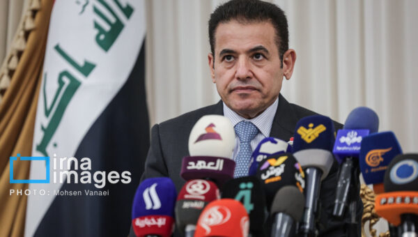 الاعرجی:  بغداد از پرداخت عوارض در تنگه هرمز مستثنی است