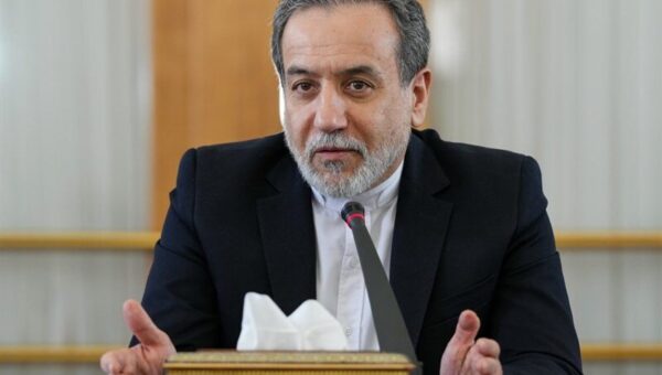 عراقچی: در روز امضای تفاهم دور جدید مذاکرات با آمریکا آغاز می‌شود