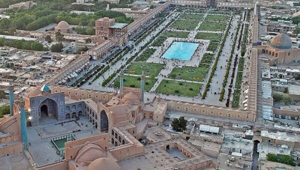 عکس/ نمای شهر «اصفهان» از درون هواپیما؛ ۹۰ سال قبل
